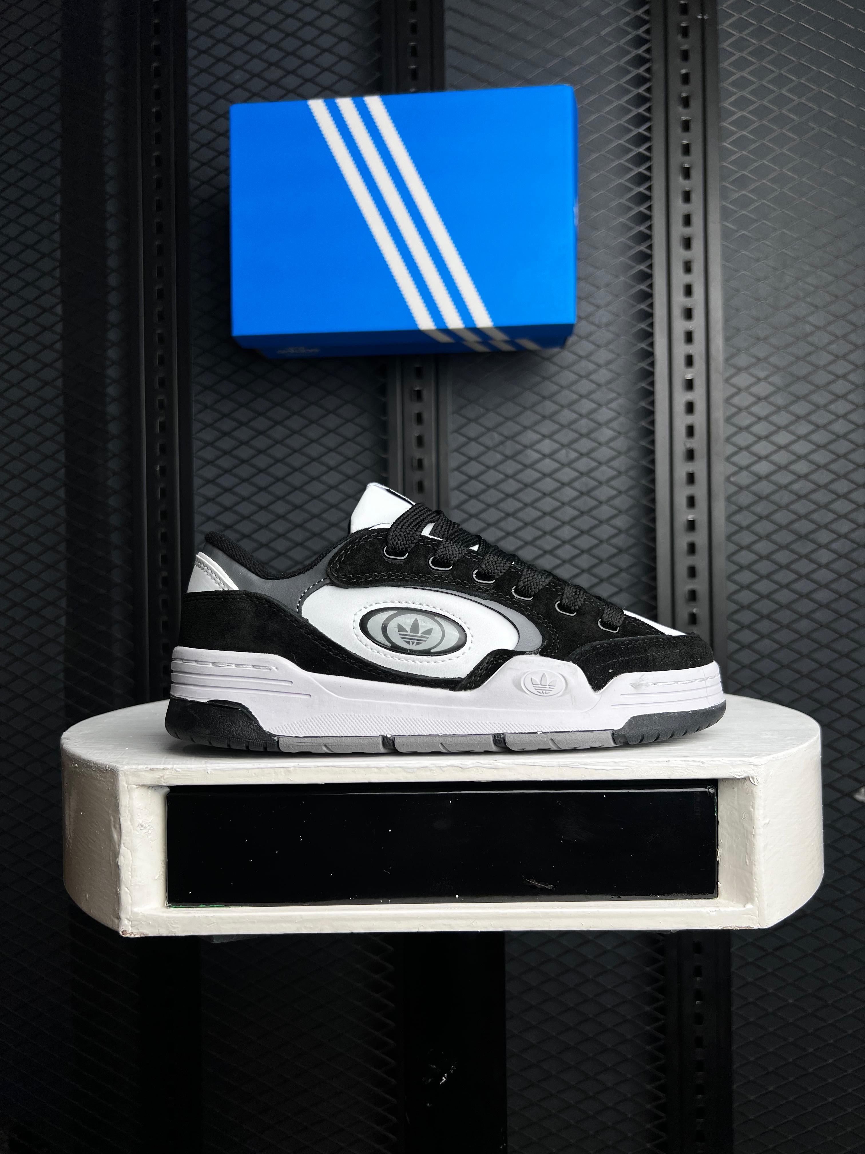 ADIDAS ADI2000 BLACK X WHITE