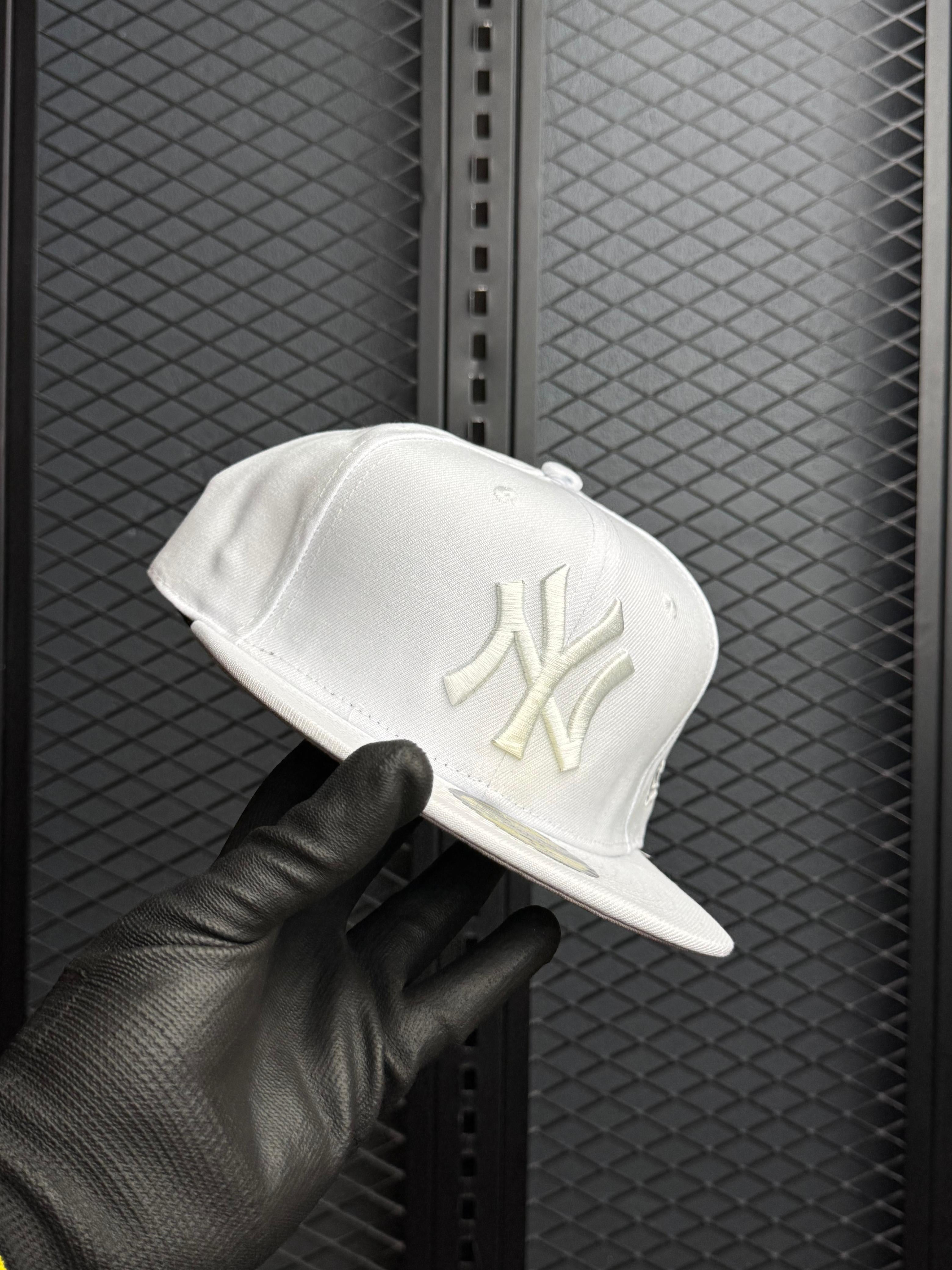 NEW ERA NEW YORK YANKEES 9FIFTY SNAPBACK