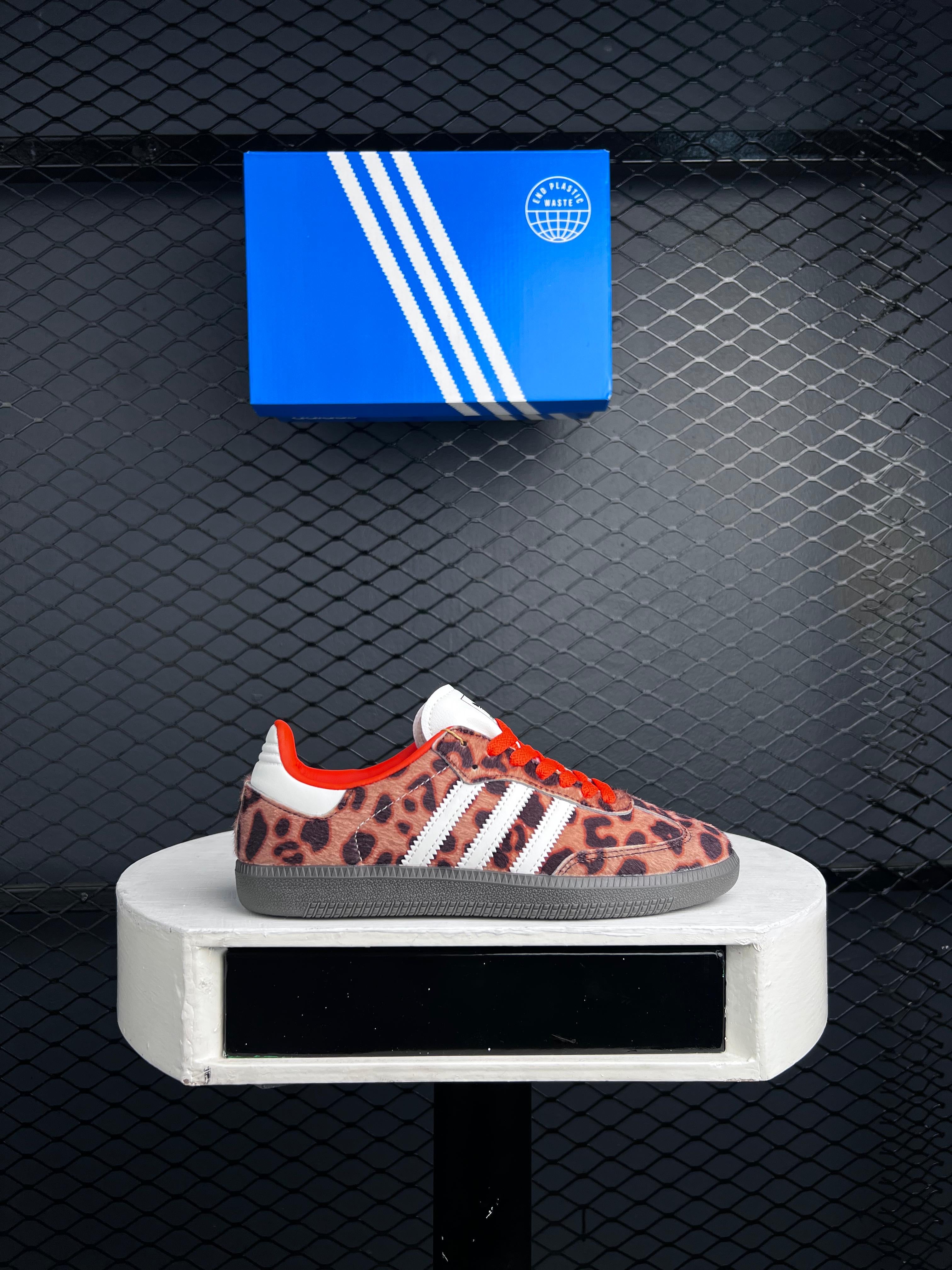 ADIDAS SAMBA OG LEOPARD PRINT SNEAKER