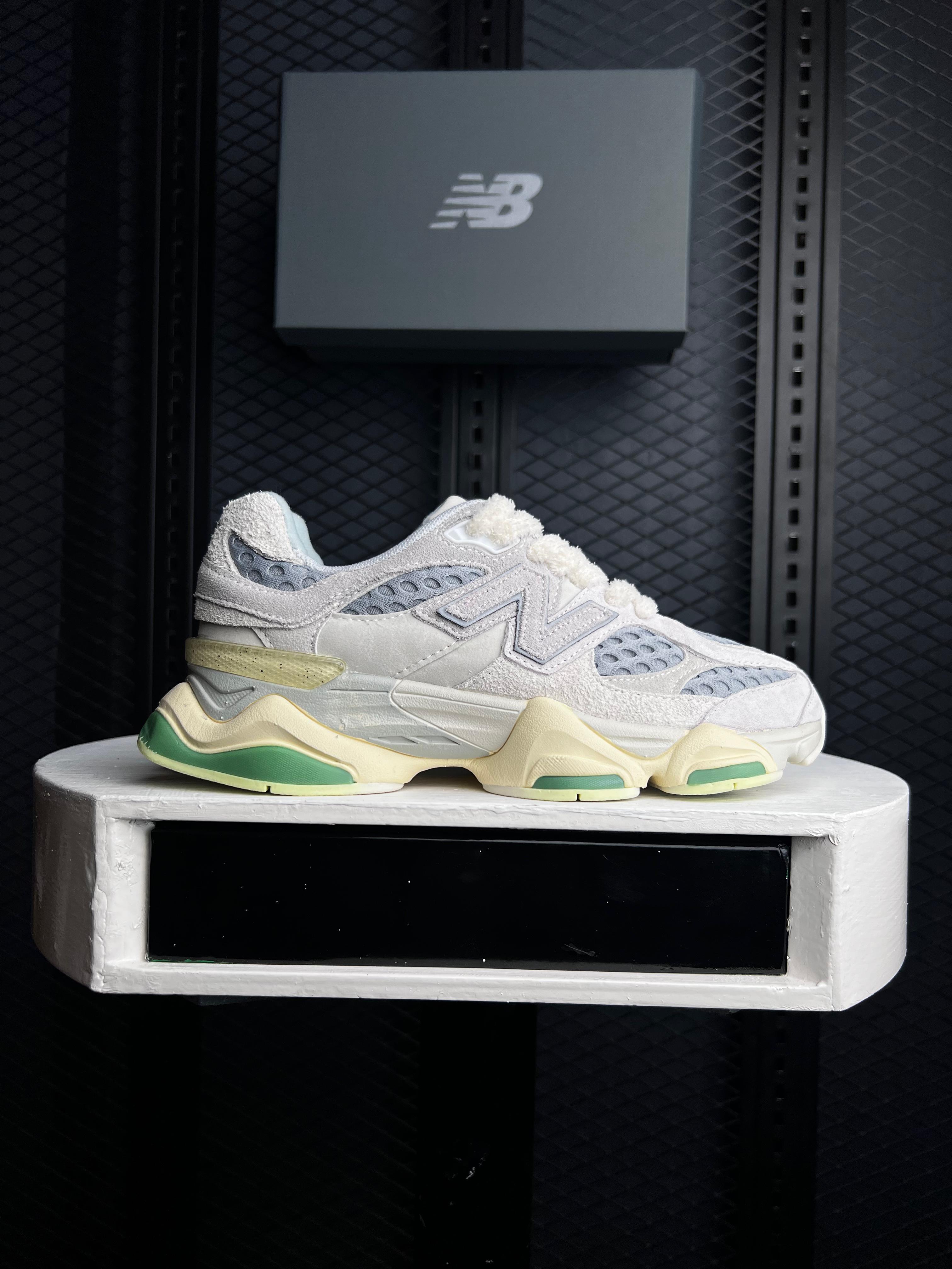 NEW BALANCE 9060 BRICKS AND WOOD