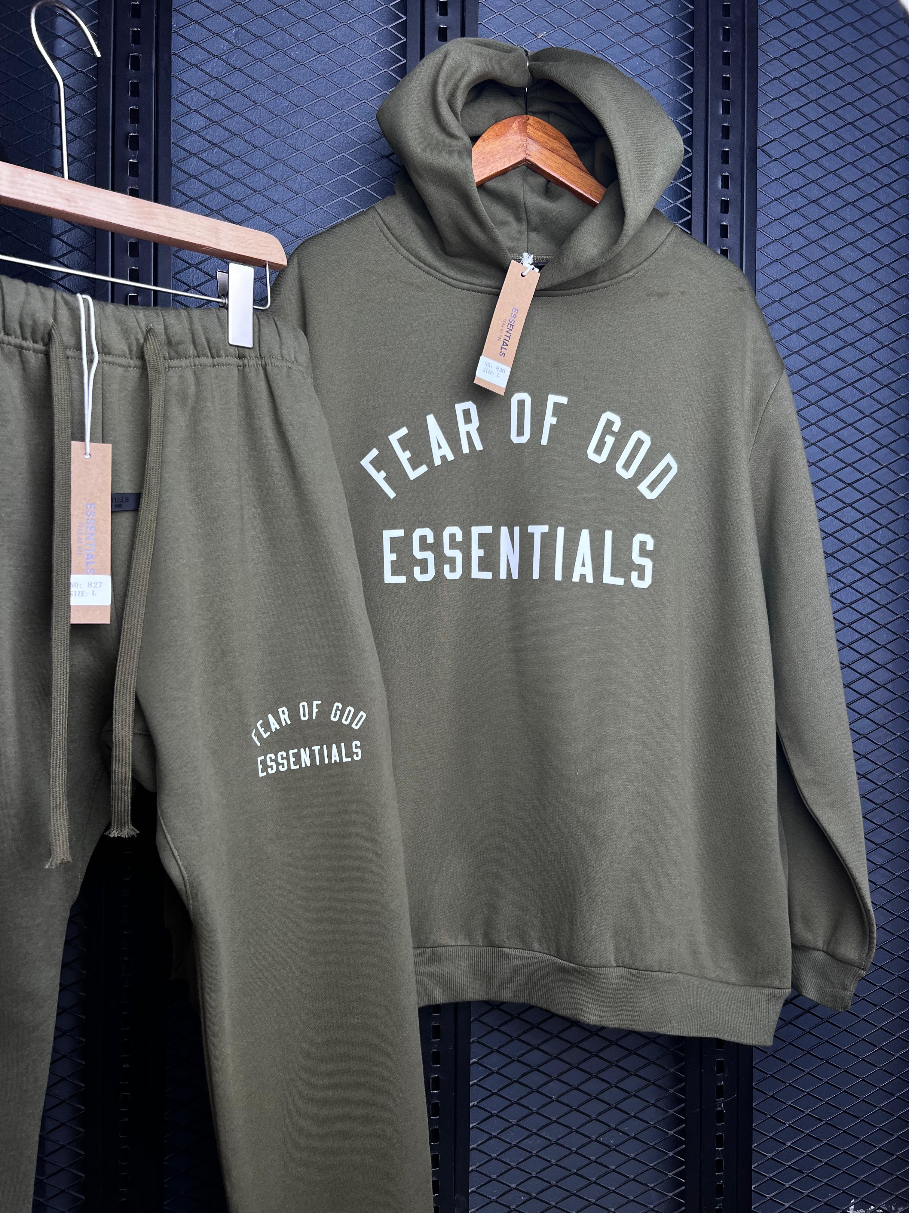 ESSENTIALS FEAR OF GOD TRACKSUIT