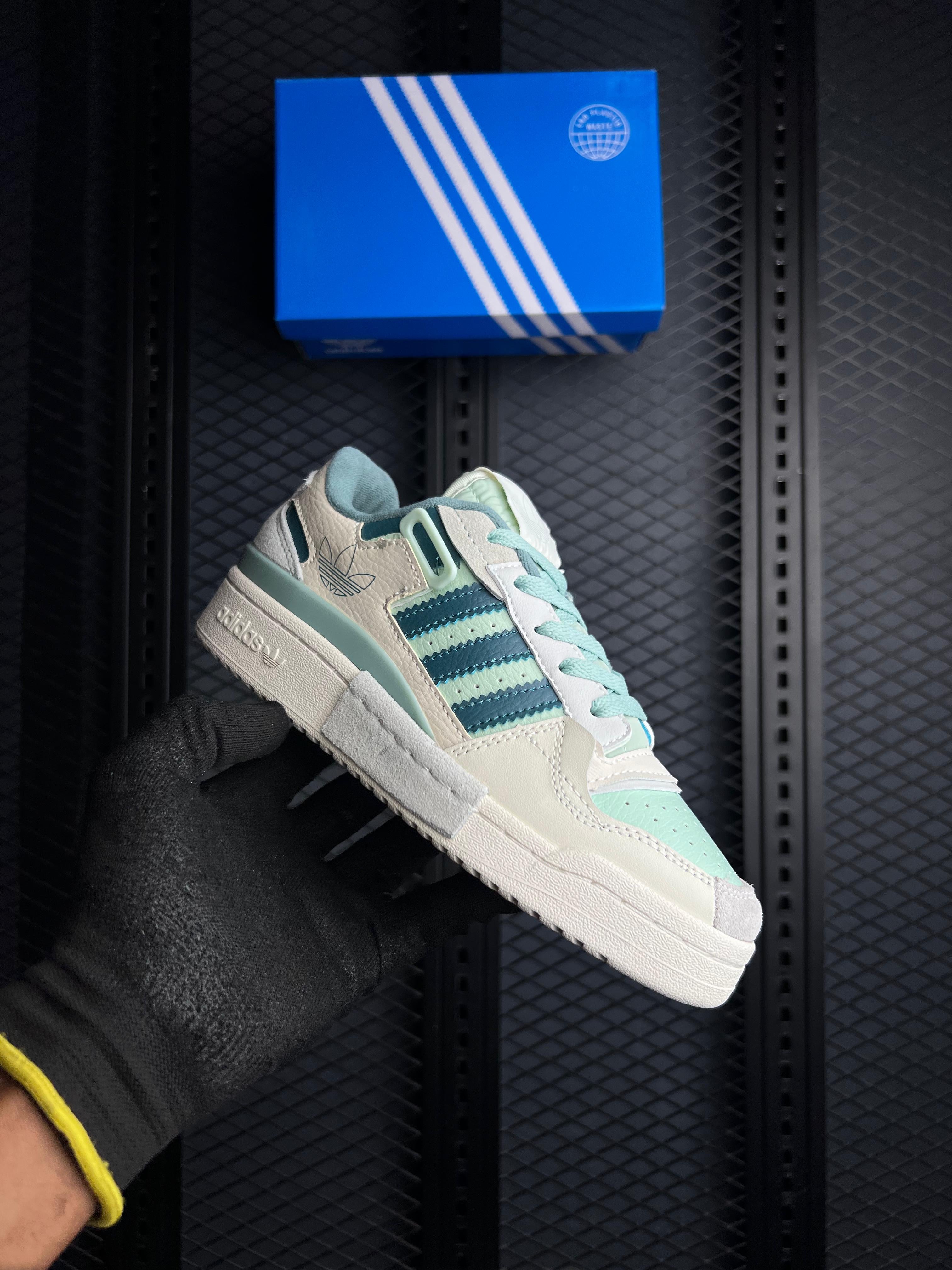 ADIDAS FORUM EXHIBIT LOW CUT