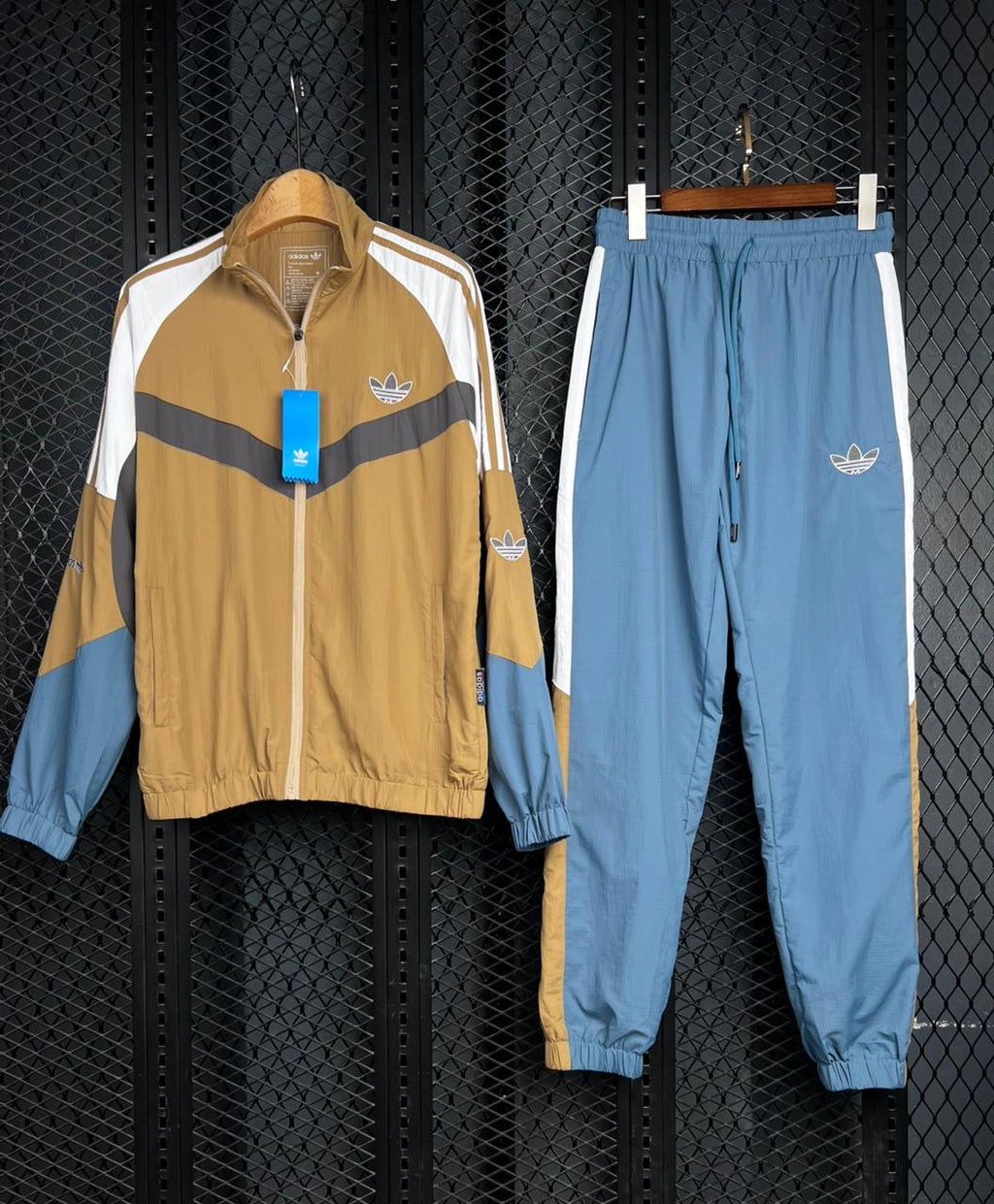ADIDAS ORIGINALS 80’S TRACKSUIT