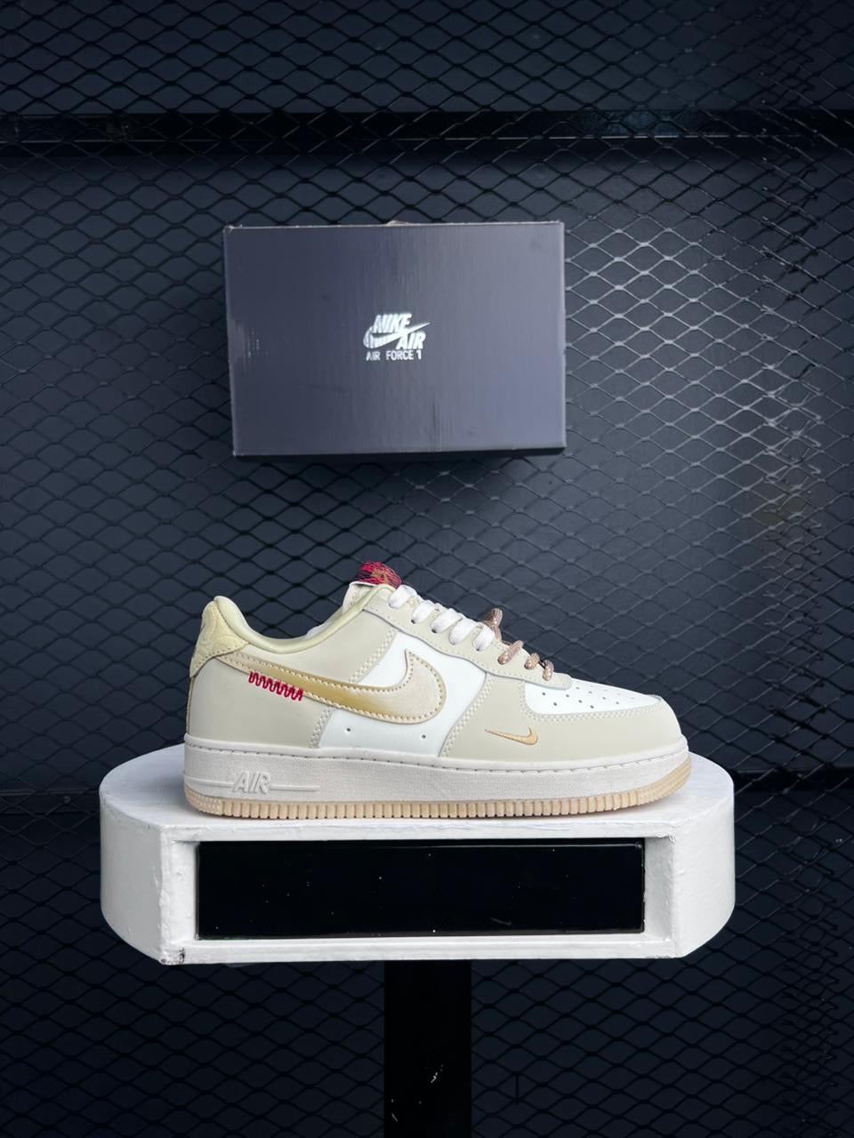 NIKE AIR FORCE 1 ‘07 “LX