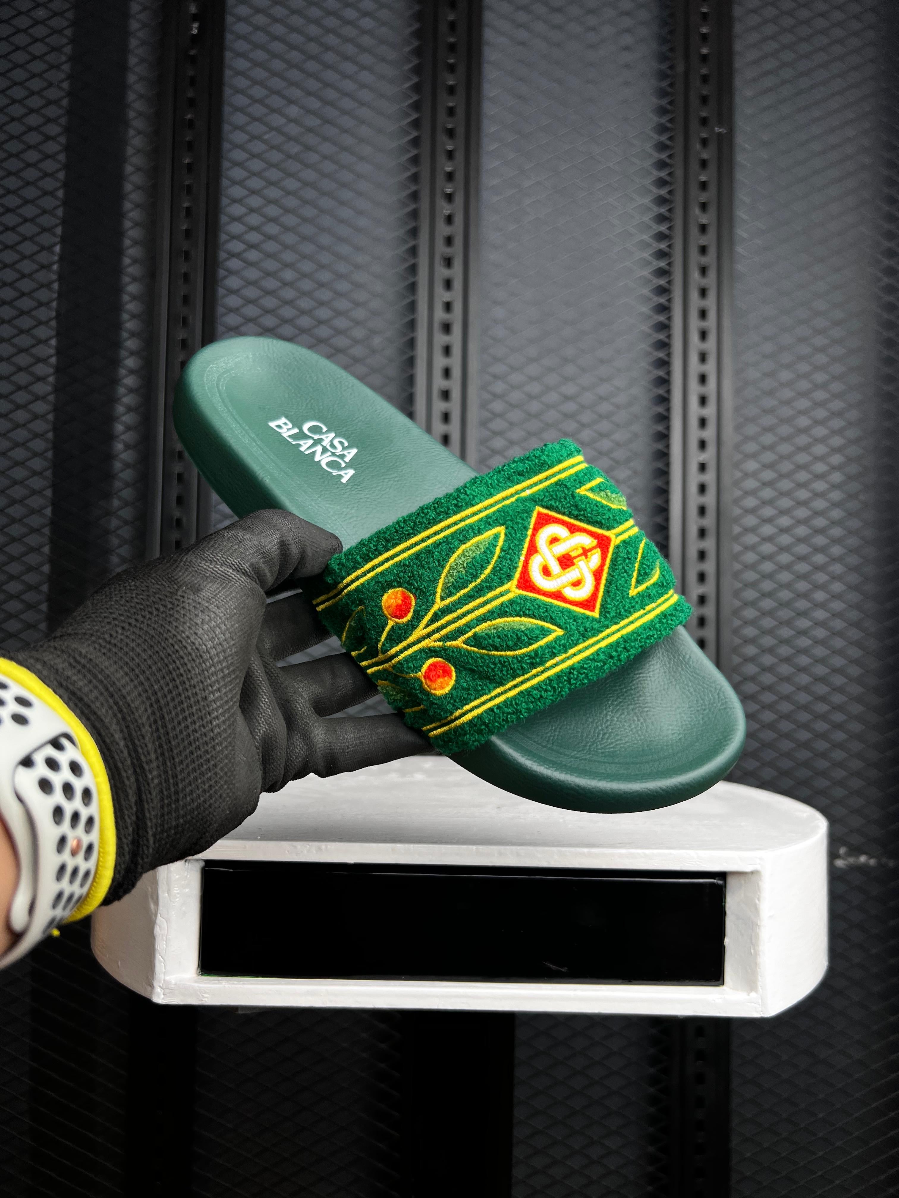 CASABLANCA EMBROIDERED TERRY SLIDES