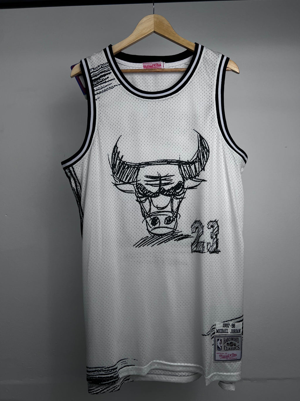 MJ CHICAGO BULLS CLASSIC JERSEY