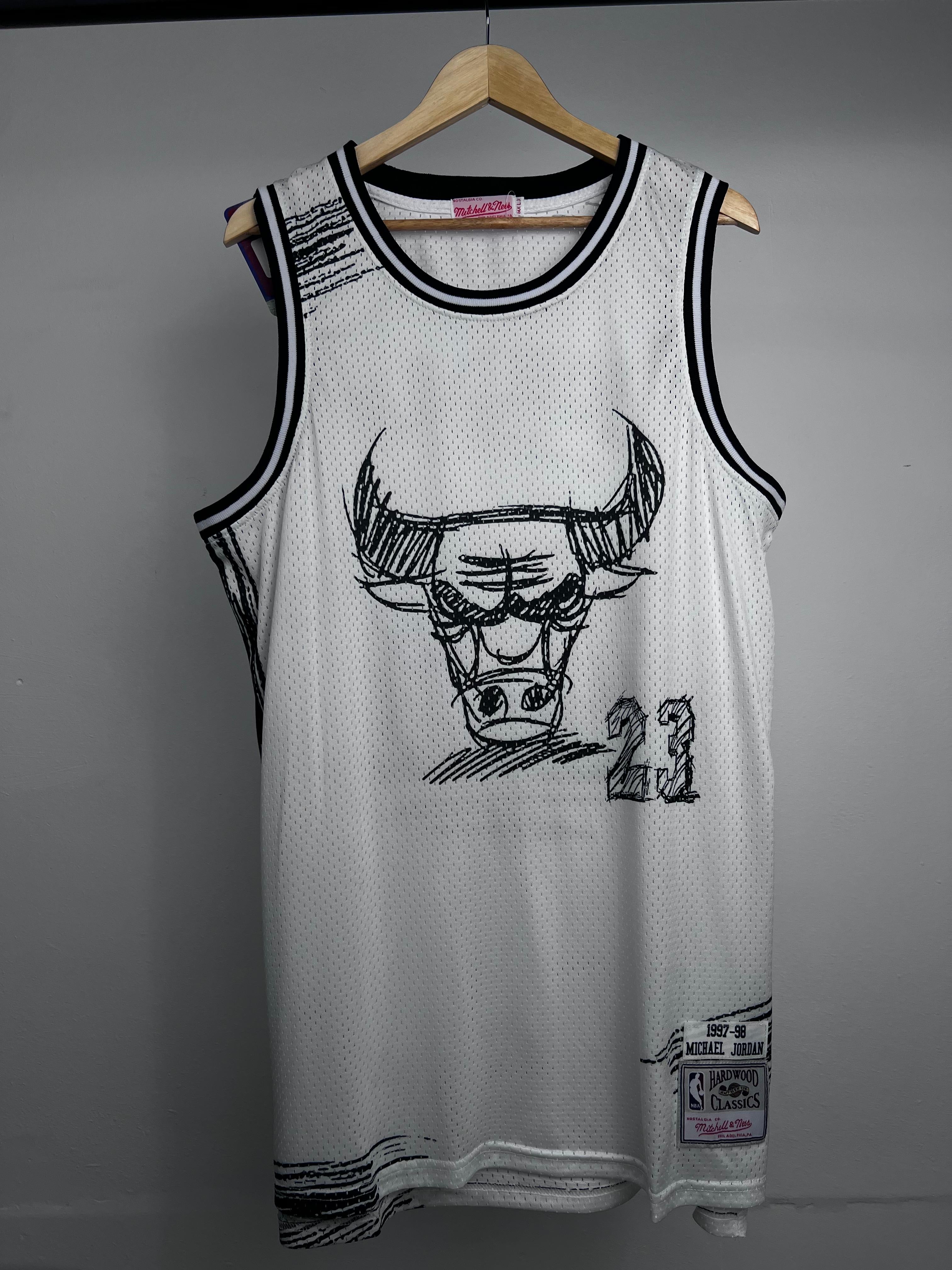 MJ CHICAGO BULLS CLASSIC JERSEY