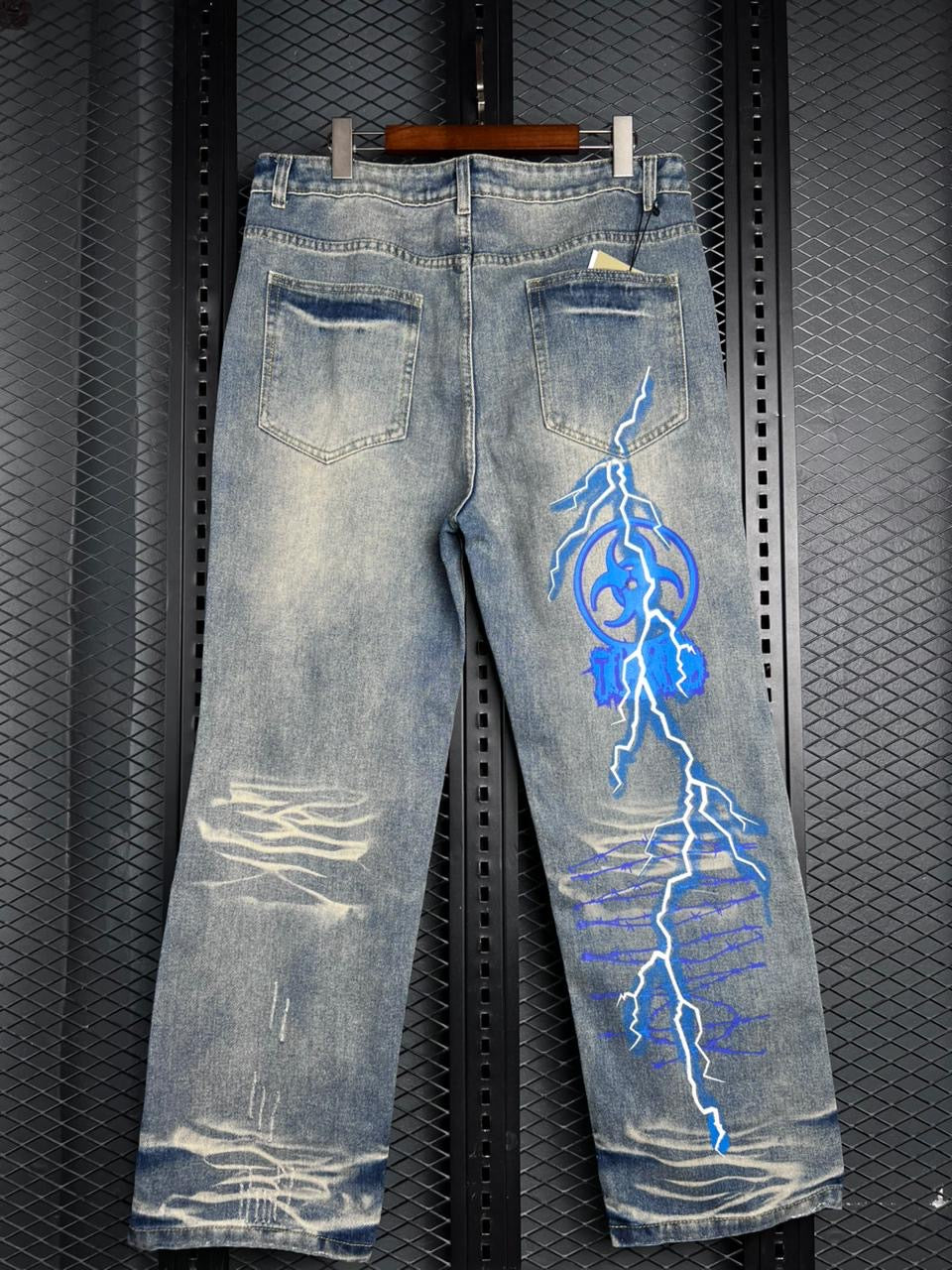 RIPPED LIGHTNING PRINT BAGGY JEANS