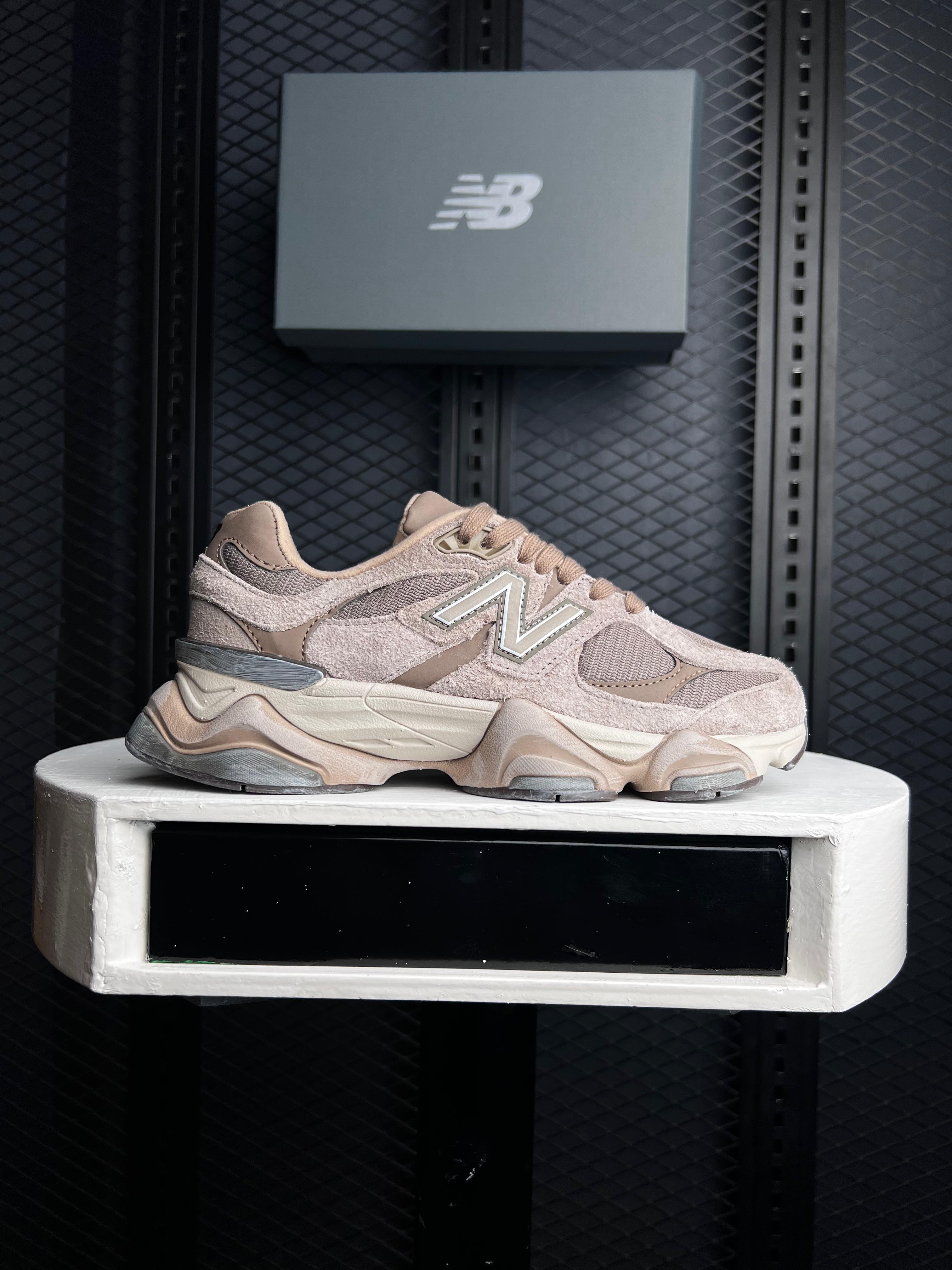 NEW BALANCE 9060 DRIFTWOOD CASTLEROCK