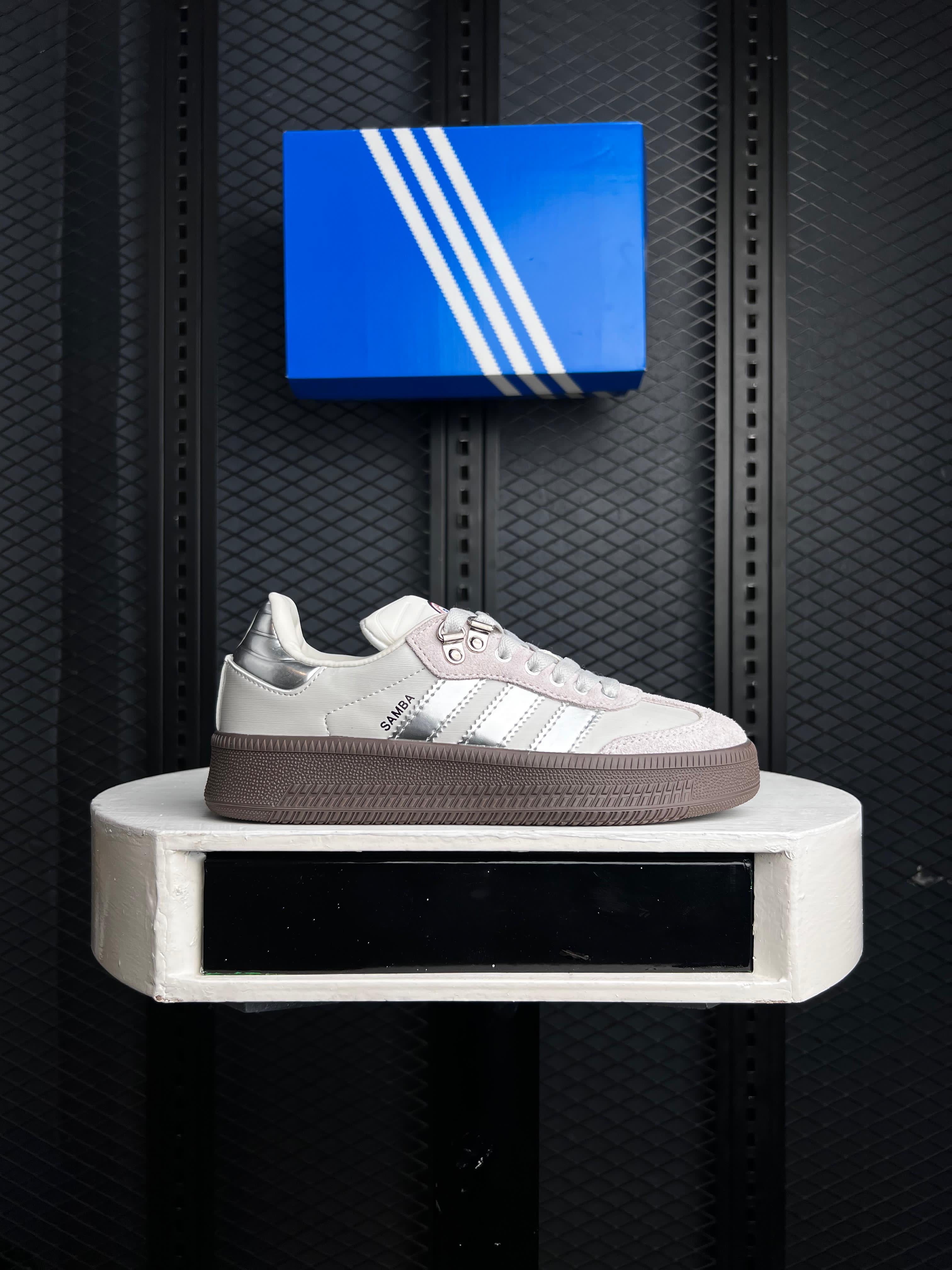 ADIDAS SAMBA XLG SHOES