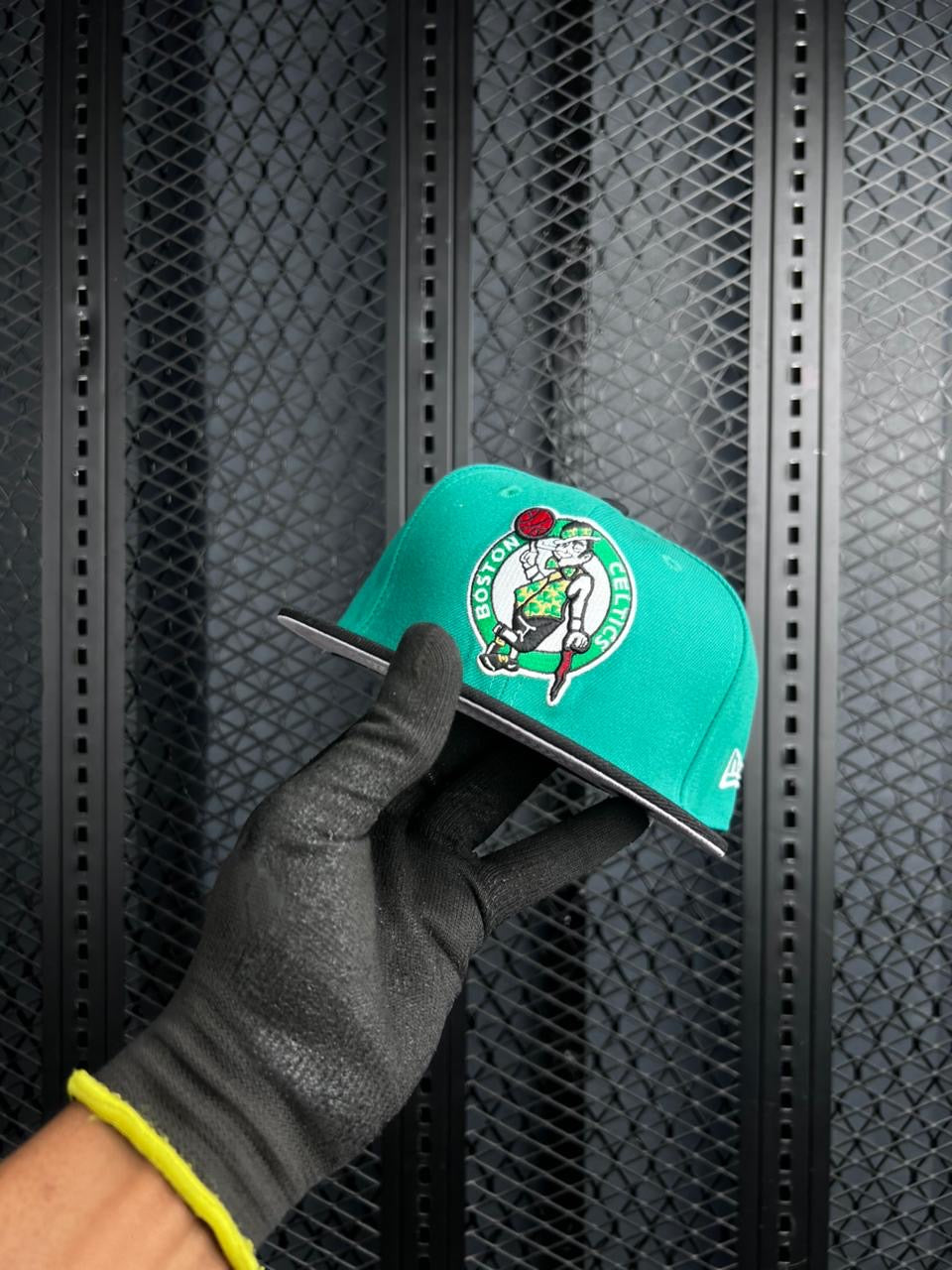 NEW ERA BOSTON CELTICS SNAPBACK CAP