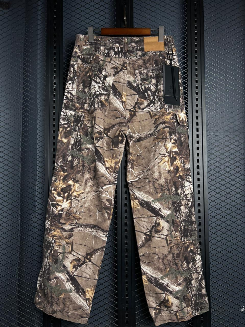 VINTAGE CAMO BAGGY CARGO PANTS