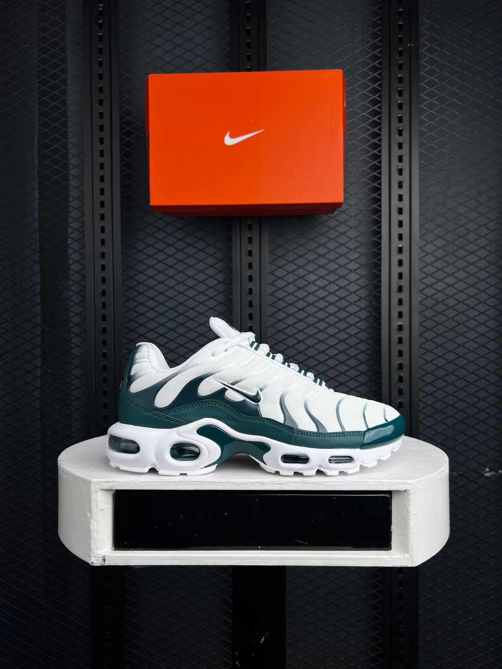NIKE AIR MAX PLUS TN “LACOSTE”