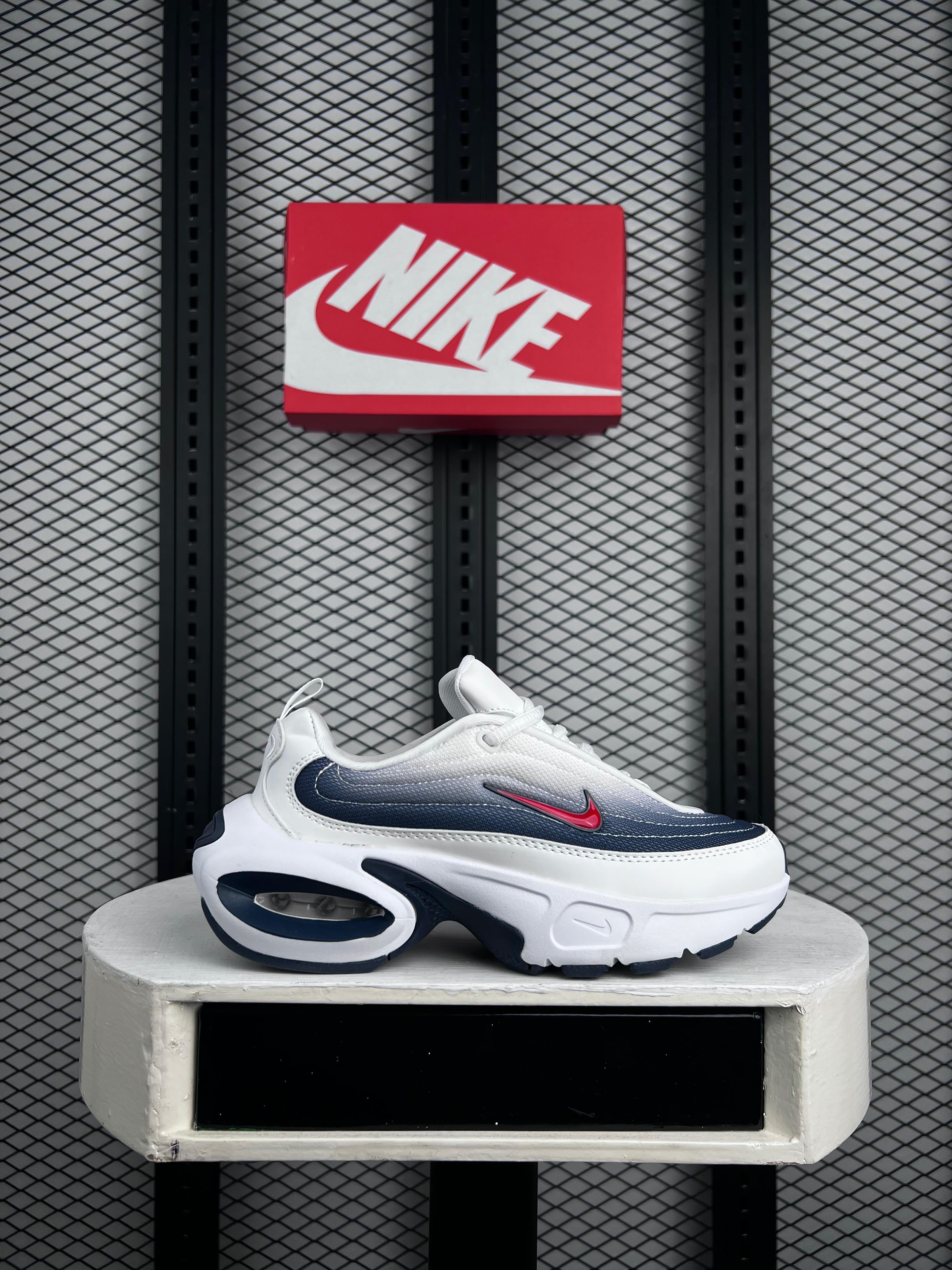 NIKE AIR MAX PORTAL ROYAL WHITE BLUE