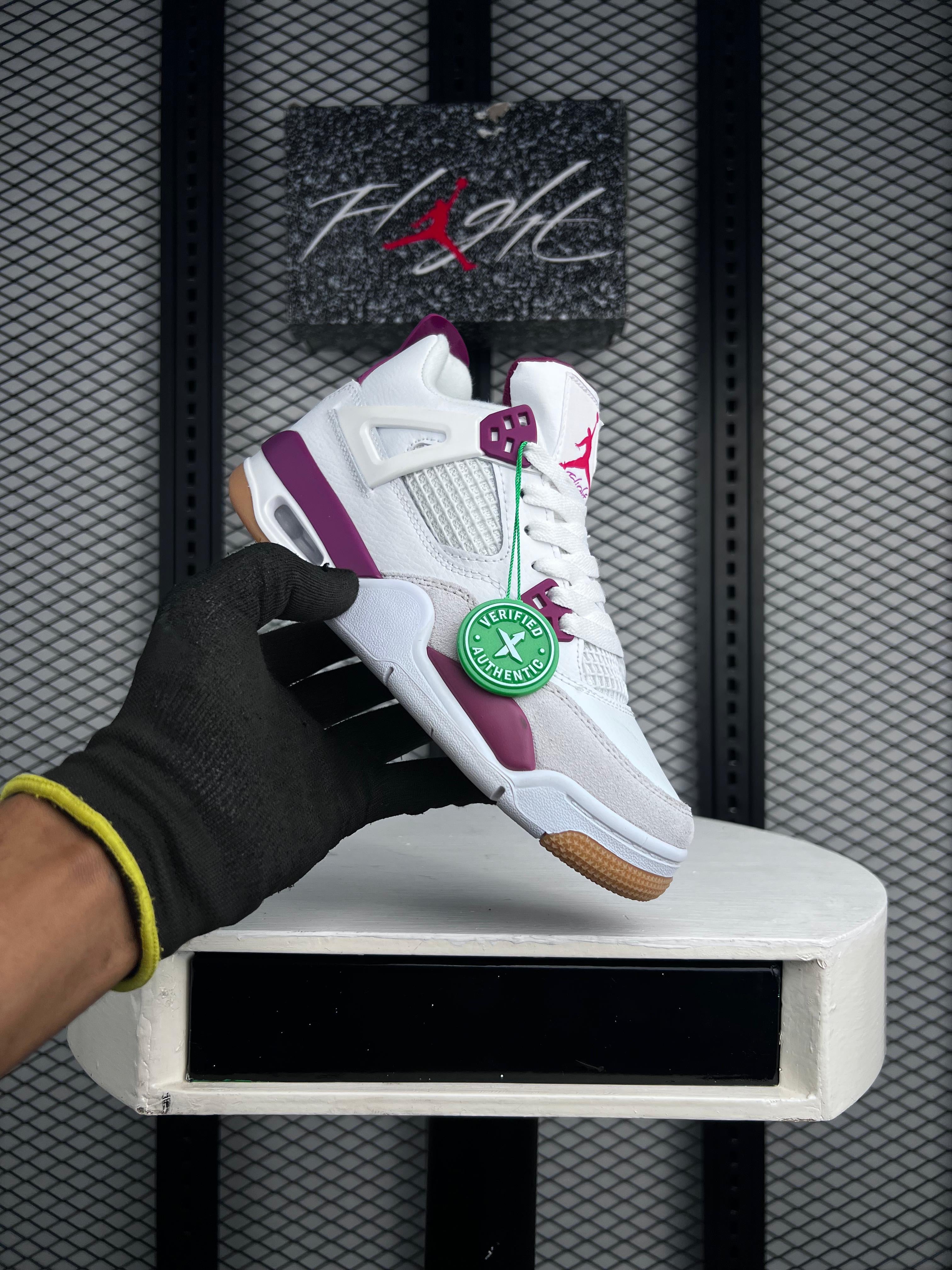 AIR JORDAN 4 RETRO SP “WHITE PURPLE”