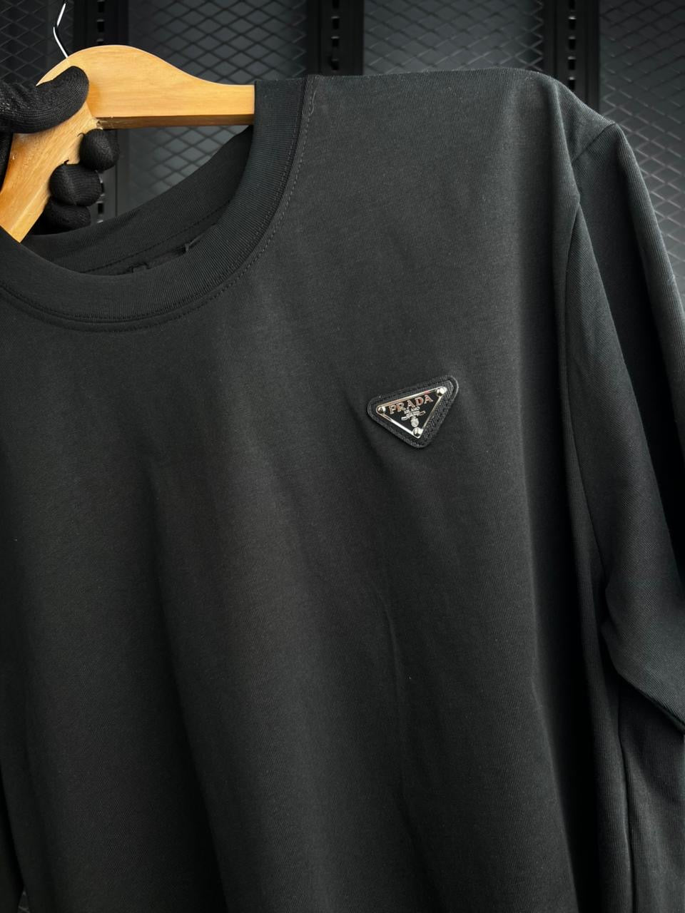 PRADA LOGO EMBROIDERED COTTON T-SHIRT