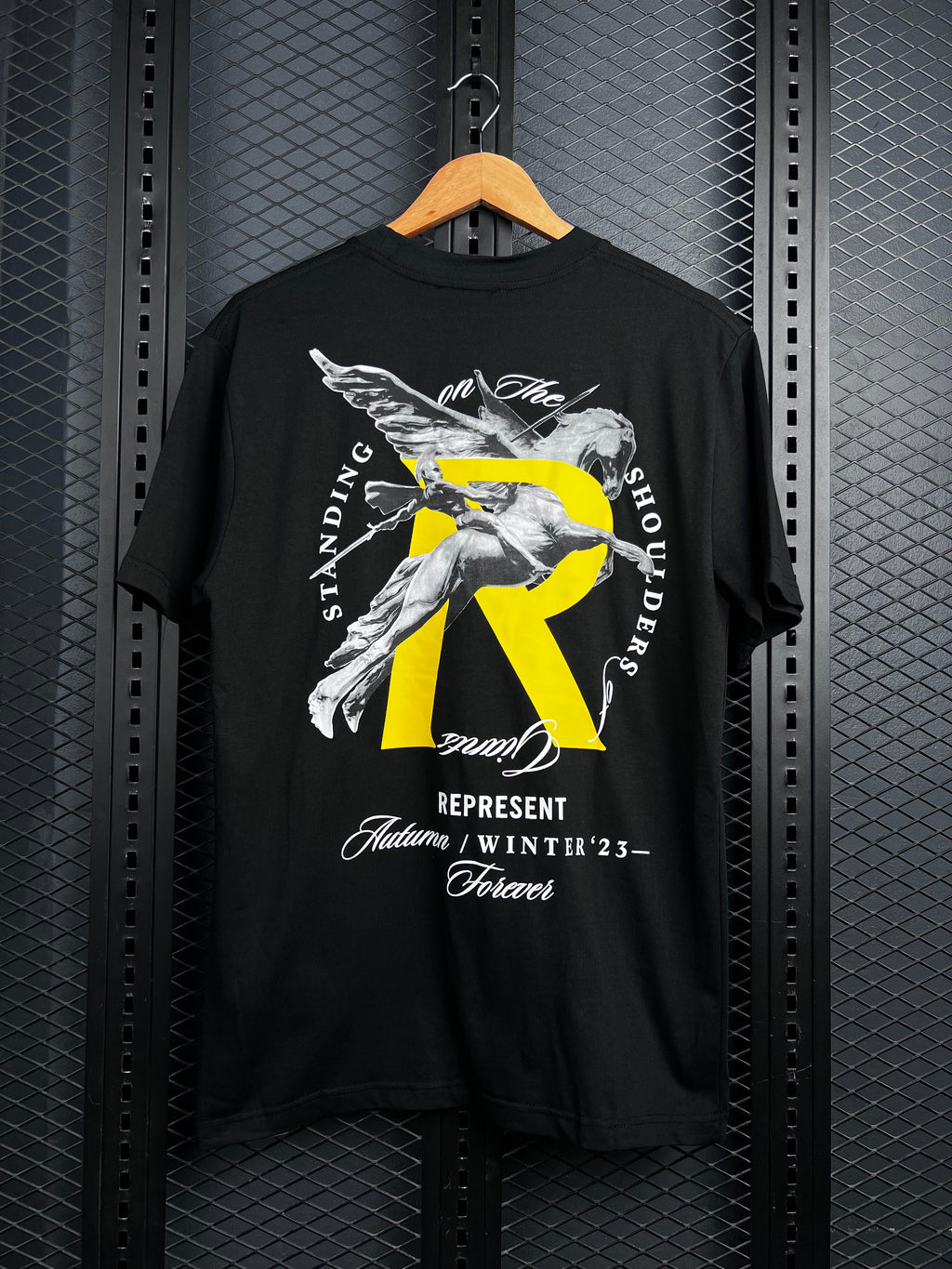 REPRESENT GIANTS T-SHIRT