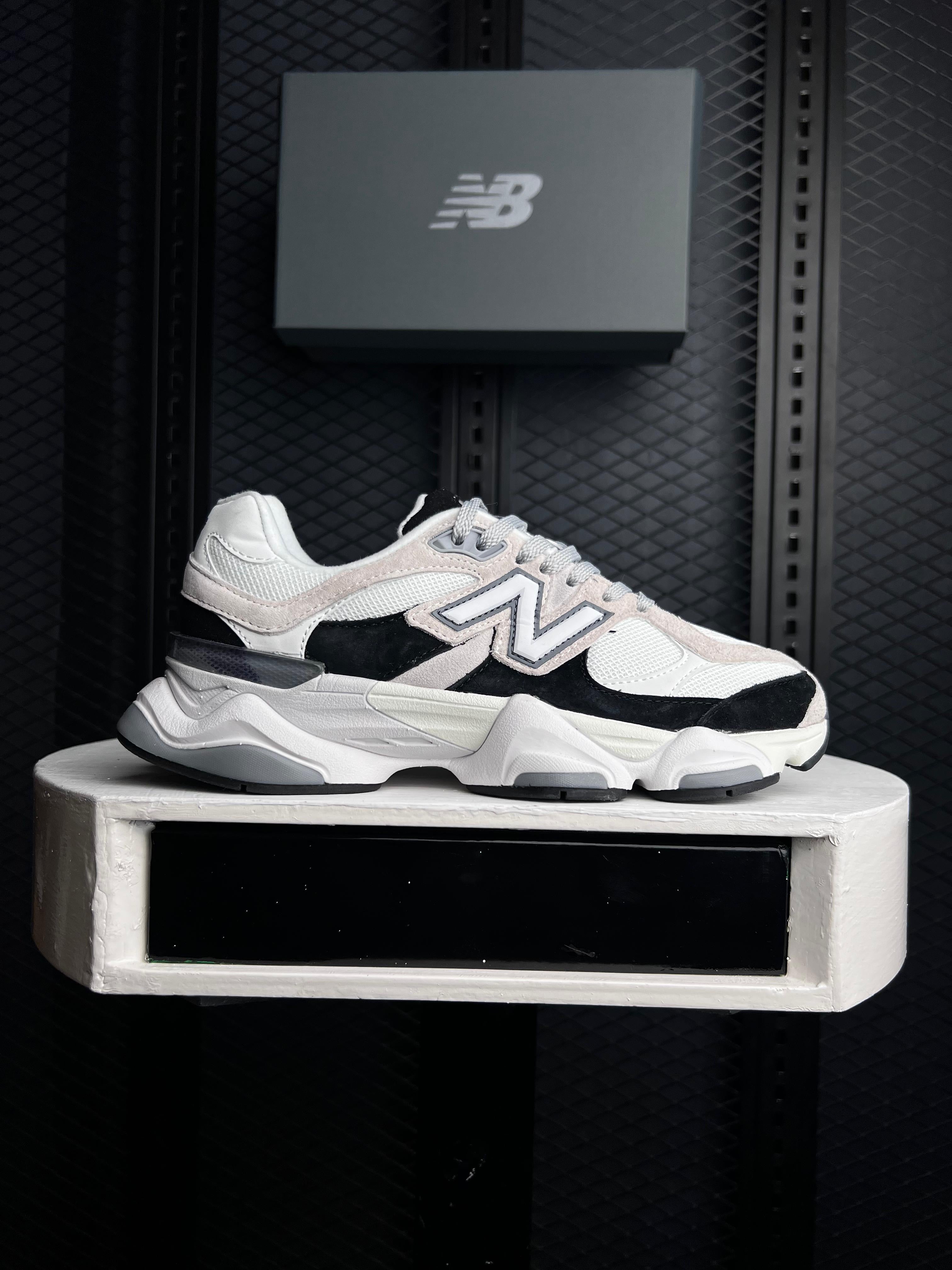 NEW BALANCE 9060 GREY/JET BLACK